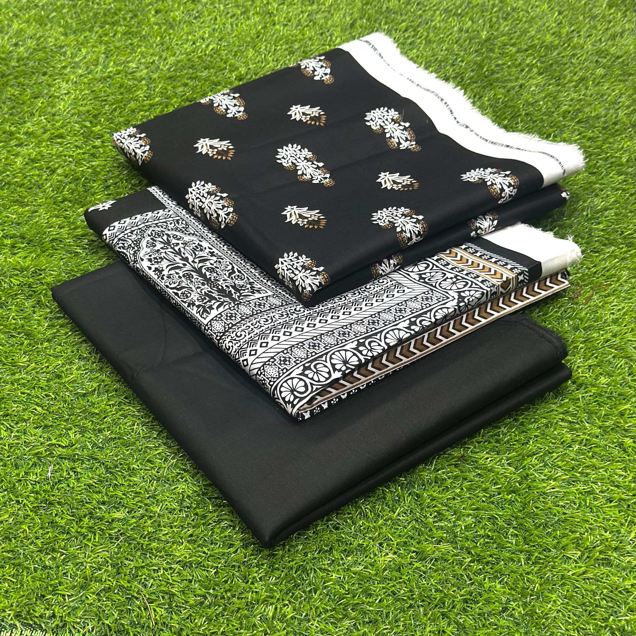 OREINT LINEN 3 PIECE PRINTED SUITE